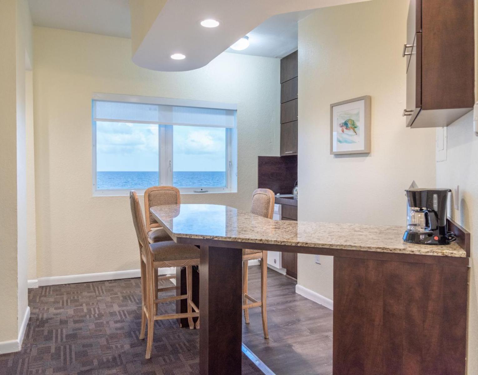 Crystal Beach Suites Miami Oceanfront Hotel Miami Beach Værelse billede