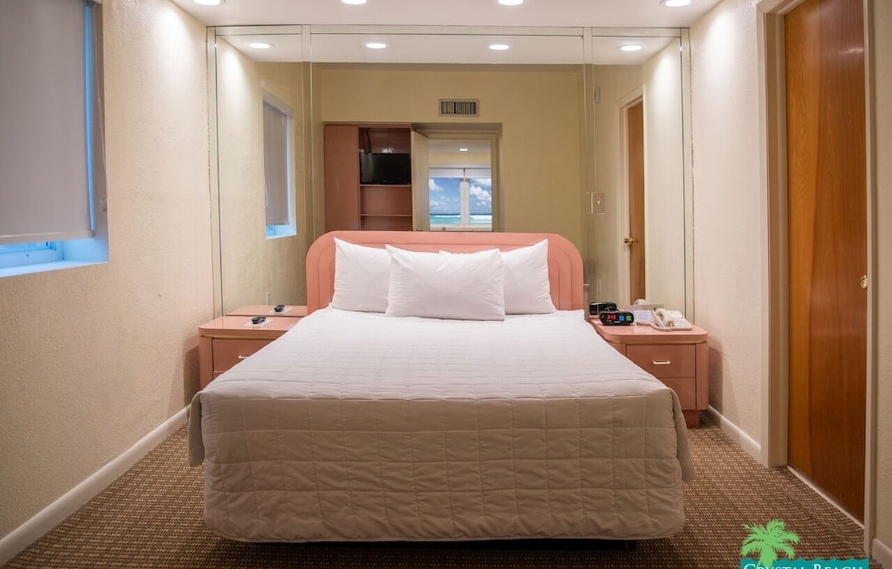 Crystal Beach Suites Miami Oceanfront Hotel Miami Beach Eksteriør billede